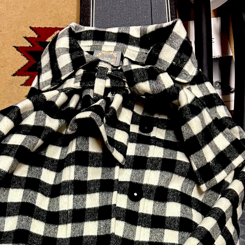 Very cute & classy, Black&white checks jacket for sale!
